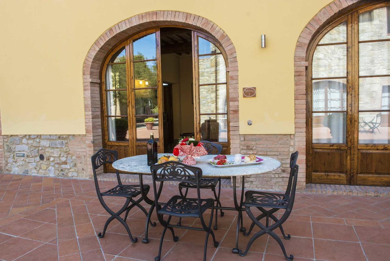 Agriturismo Le Gallozzole مونتيريجيوني المظهر الخارجي الصورة