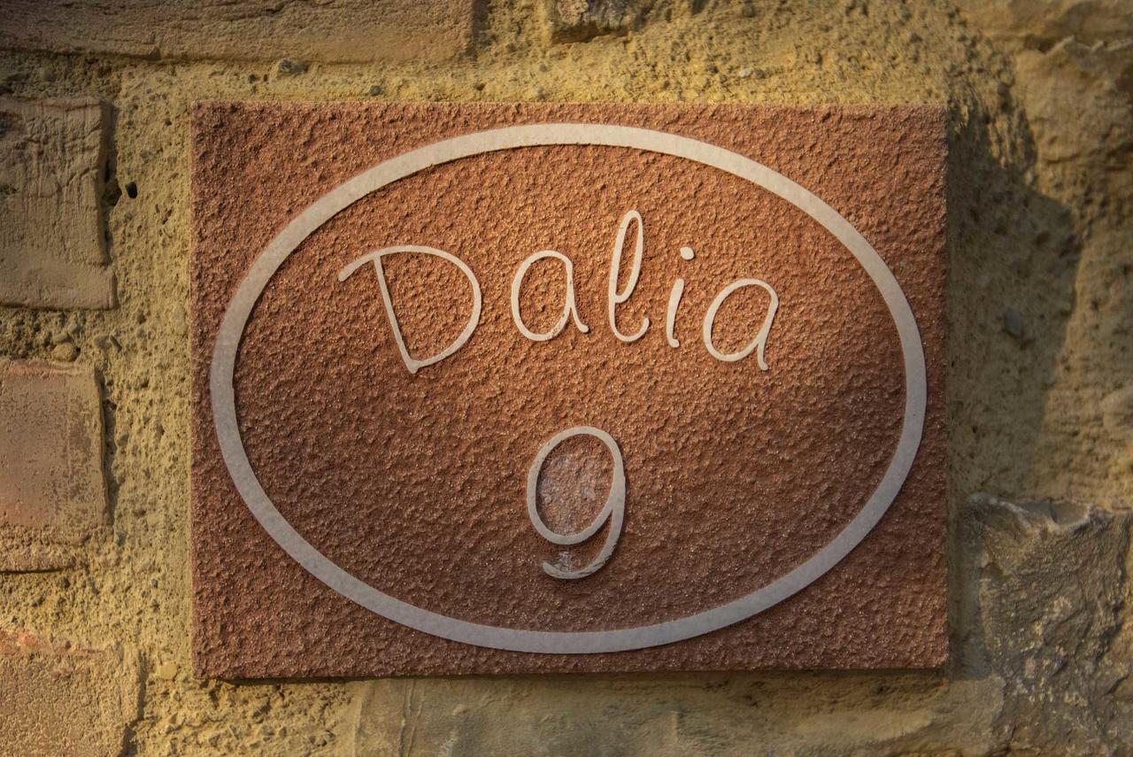 Agriturismo Le Gallozzole مونتيريجيوني المظهر الخارجي الصورة